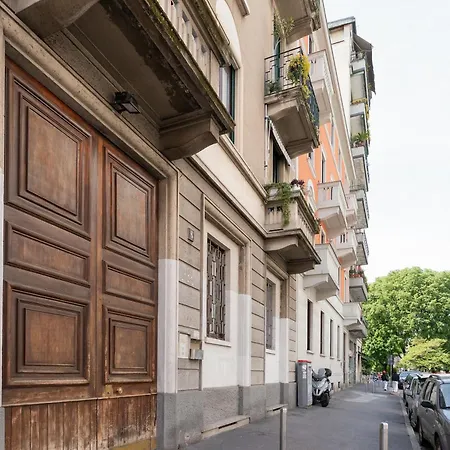 Guest Host Milano- Brenta M3 Balcony Apartment Milan