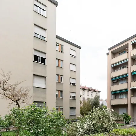 Guesthost - Cozy & Bright *