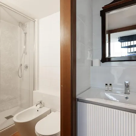 Lägenhet Guesthost - M5 Istria & Marche Roomy Lofted *