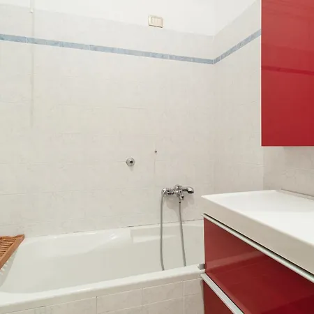 Guesthost - Welcoming Ground-floor With Loft * Milaan