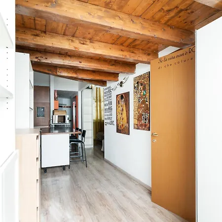 Guesthost - Welcoming Ground-floor With Loft Appartement