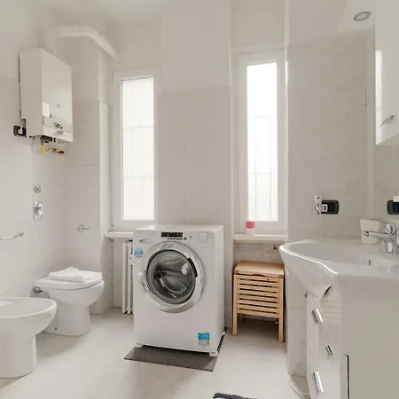 Guesthost - Gelsomini * Milano