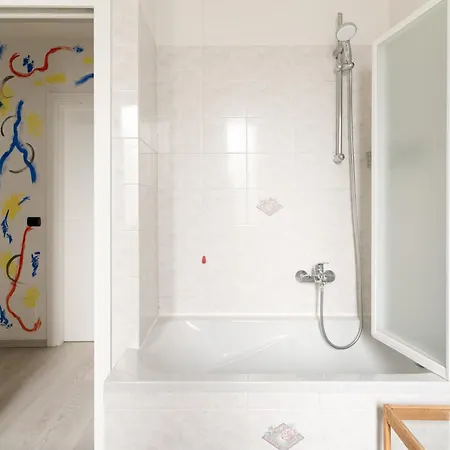 Apartment Guesthost - Gelsomini Milan