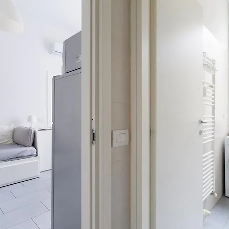 Appartement Guesthost - Bright Isola - *