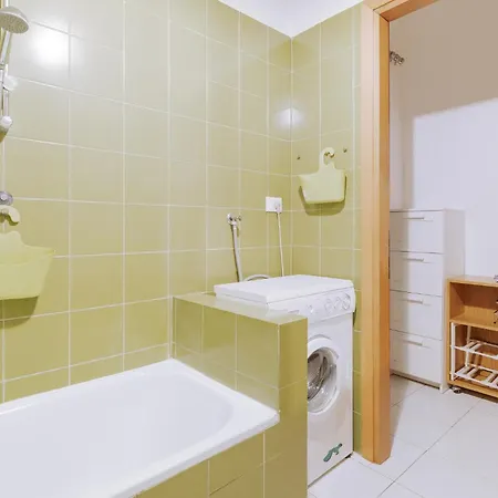 Guesthost - M2 Agostino Romantic Apartment *