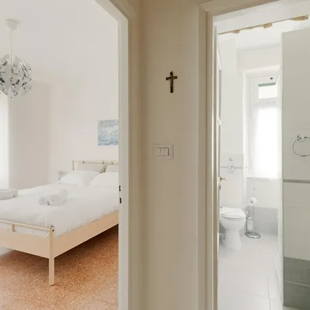 Guesthost - Citta Studi With Balcony