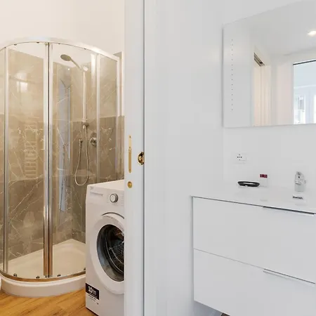 Guesthost - Varesina - Lejlighed