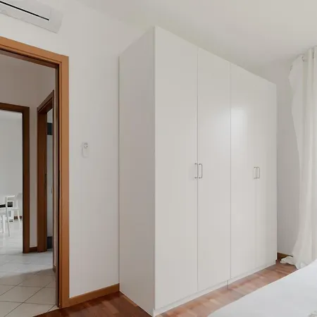 Appartement Guesthost - Bright With Garden *