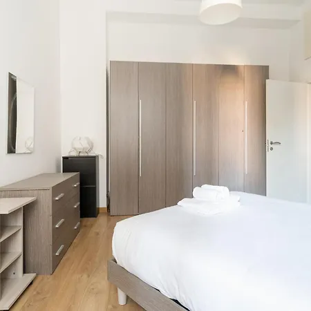 Guesthost - Modern & Cozy In X4 *