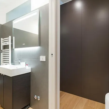 Guesthost - Stazione Sleek Апартаменты *