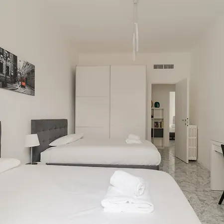 Guesthost - Spacious Navigli Apartmán Milán