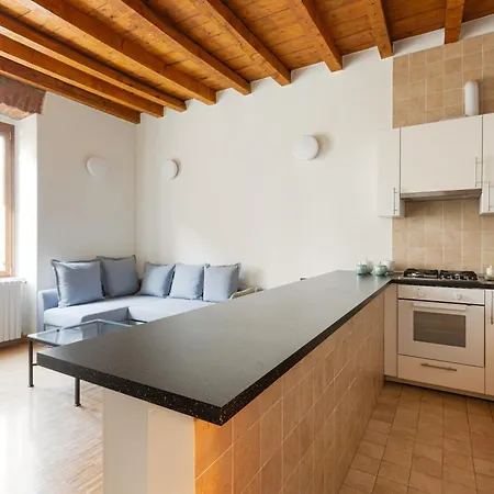 San Michele Del Carso Cozy ميلان