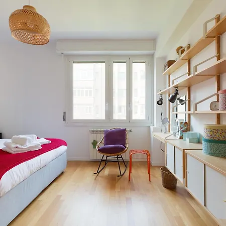 Guesthost - Bright And Modern Milano