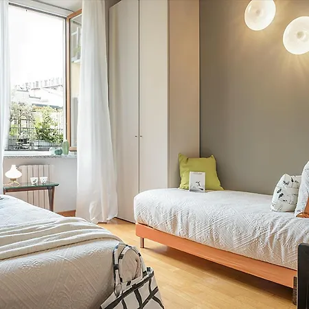 Guesthost - Corso Chic Milano