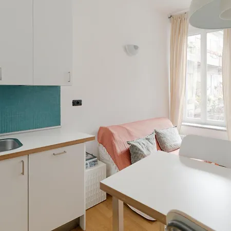 Apartment Guesthost - Cosy Comfy Milano- Sempione & Gerusalemme Milan