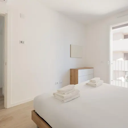 Guesthost - Milano-affori Balcony Milano