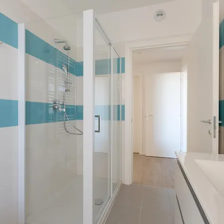 Guesthost - Milano-affori Balcony