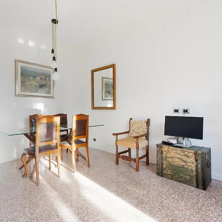 Guesthost - Comfy Family In Apartamento *