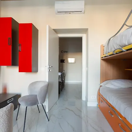 Guesthost - Bright With Balcony - Piazzale Loreto 公寓