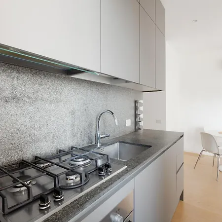 Appartement Guesthost - Savona- Navigli District Cosy With Balcony Milaan