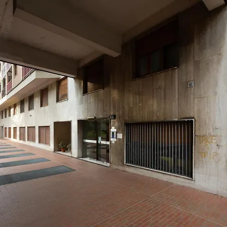 Guesthost - Savona- Navigli District Cosy With Balcony *