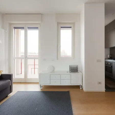 Savona- Navigli District Cosy With Balcony *