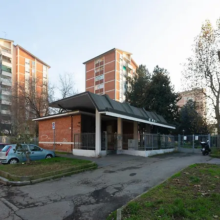 Guesthost - Modern With Balcony Near Niguarda Hospital * Milano