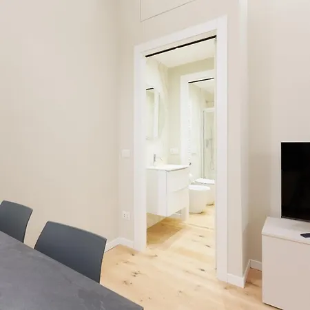 Guesthost - Primaticcio M1 Modern And Bright Апартаменты *