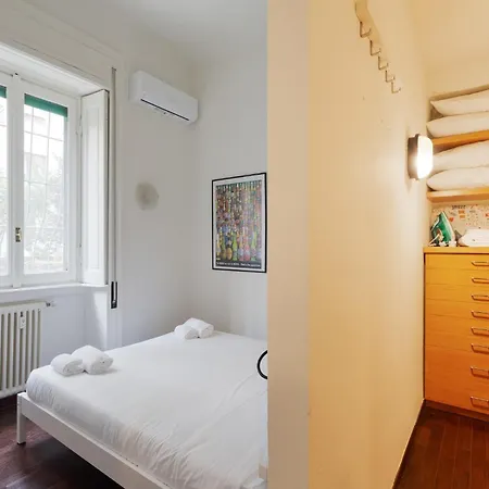 Guesthost - Modern And Cozy Near Amendola M1 * Milan