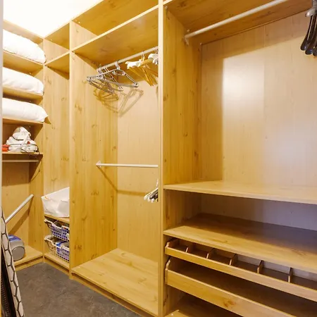 Guesthost - Gambara Balcony * Milano