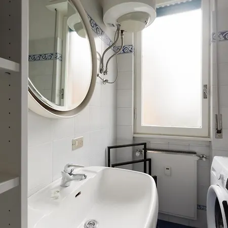 Apartman Guesthost - Charming Navigli! Functional Milánó