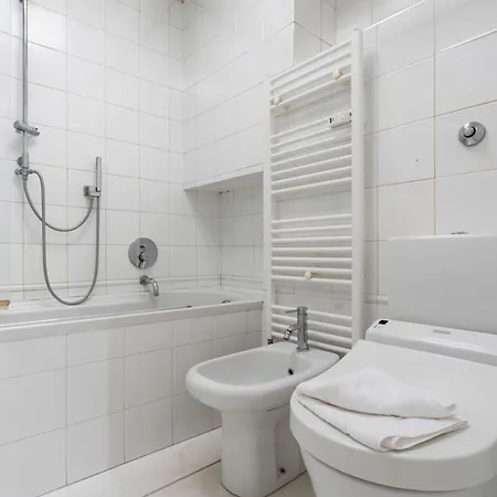 Guesthost - Brera Escape! Exclusive Roomy Flat * Mediolan