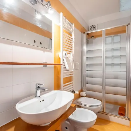 Guesthost - Brenta M3 Duplex Appartement *