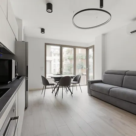 Apartment Modern With Shared Pool & Milan