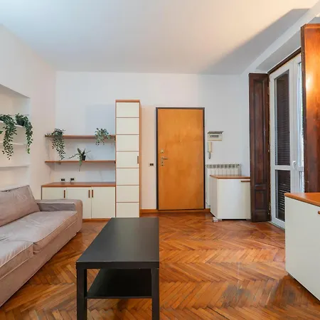 I Host - Monza 15 - 2