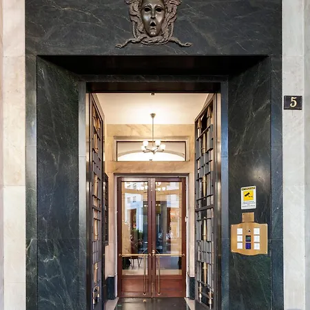 San Babila Apartment Milan