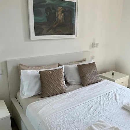 Modern Flat - Fondazione Prada Milano