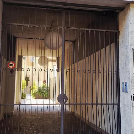 Vytalea - Trilocale Moderno Con Patio E Doppi Servizi, Vicino M4 - Modern 2-bedroom With Patio&two Bathrooms, Near Metro M4 * Milano