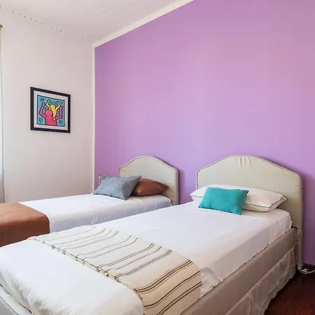 Adele Flexyrent * Milan