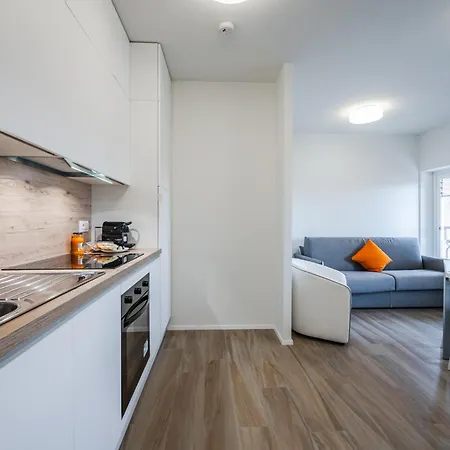 Daire Ceresio 3 Executive Apartment, Smartstay