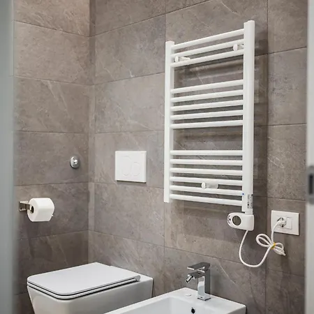 Daire Ceresio 3 Executive Apartment, Smartstay *