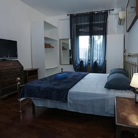 Trilocale Fronte Parco - 6 Persone *