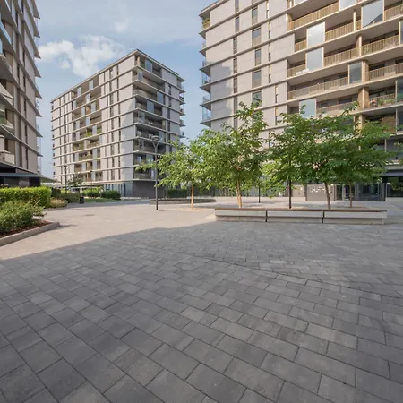 Comfortable Two-room For Rho Fiera *