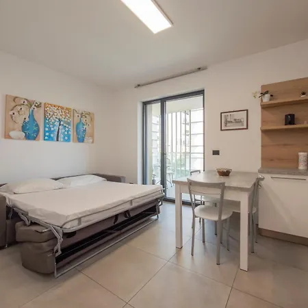 Comfortable Two-room For Rho Fiera * Mailand