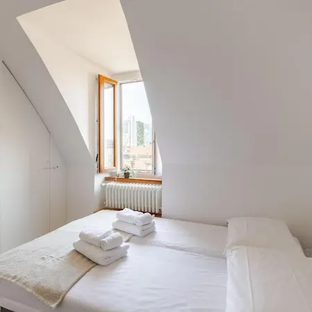 Casa Moderna A Due Passi Da China Town E Metro Apartment Mailand