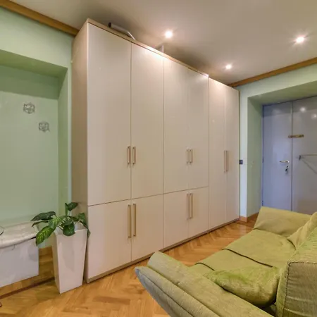 I-host - Trilocale Navigli Con Vista Darsena *