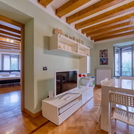 Apartman I-host - Trilocale Navigli Con Vista Darsena *