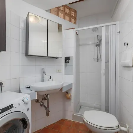 Easy Parking - 1 Min From Bus To San Siro Stadium - Air Conditioning Milano