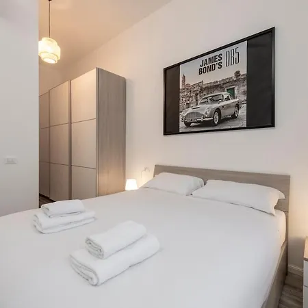 Resnati 8 - Bond Bilo - B Daire Milano