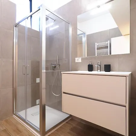 Primopiano - Puglie Flats * Milano